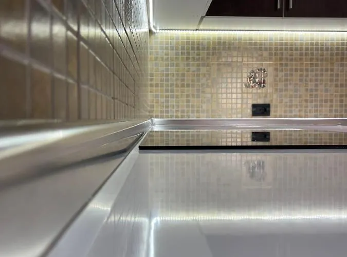 Escape - 2 Lägenhet