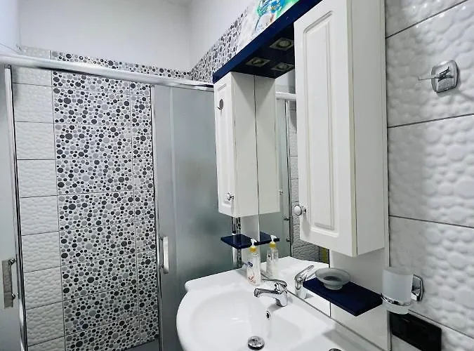 Escape - 2 Appartement Tirana